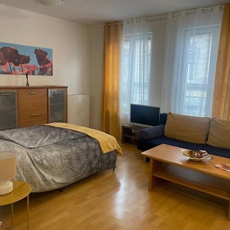 Central Studio Close To Andrassy Avenue For 4 Persons Βουδαπέστη Εξωτερικό φωτογραφία