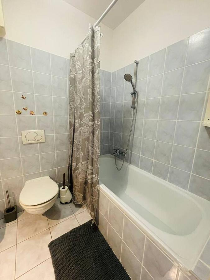 Central Studio Close To Andrassy Avenue For 4 Persons Βουδαπέστη Εξωτερικό φωτογραφία